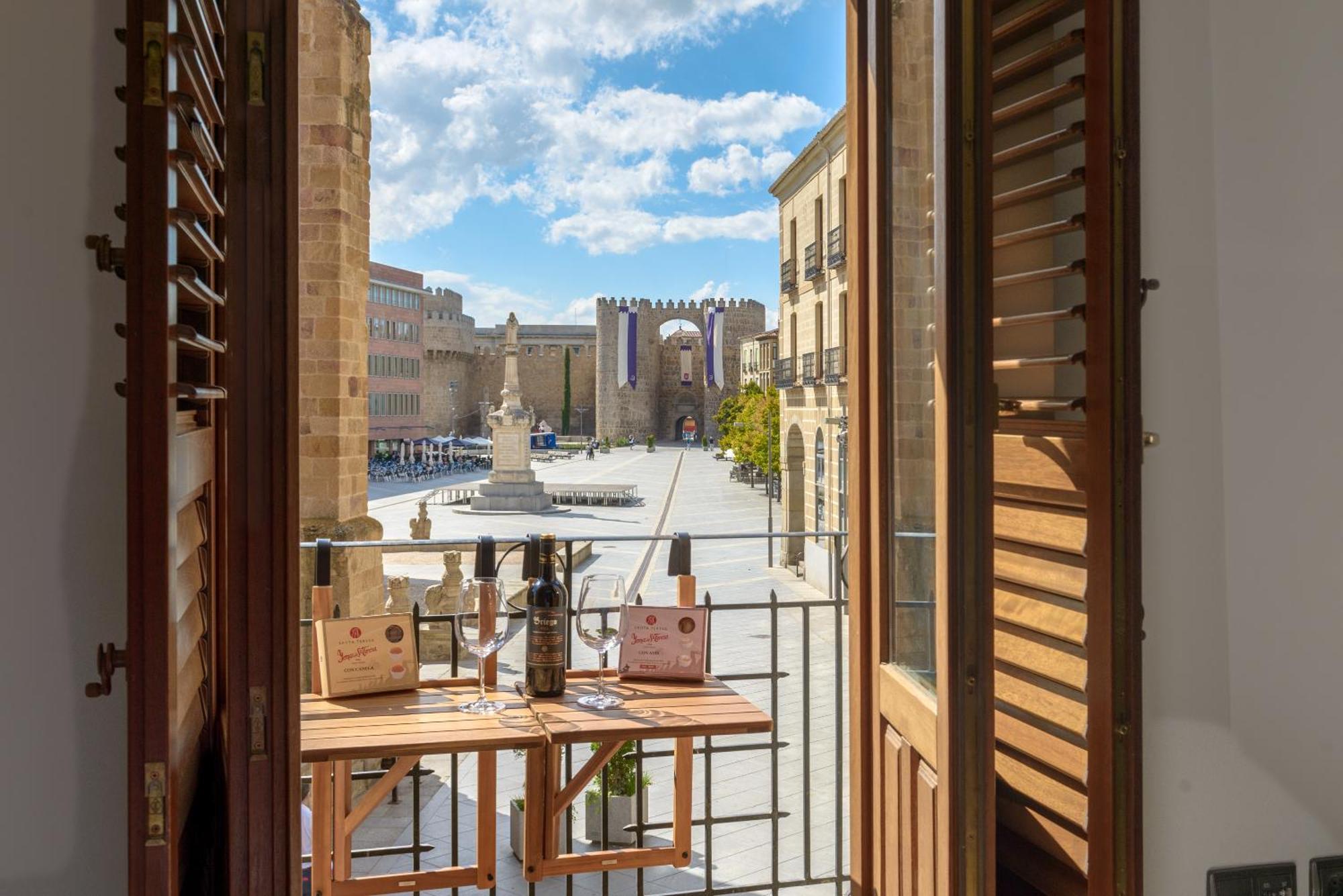 Balcony View To Avila'S Alcazar Zewnętrze zdjęcie