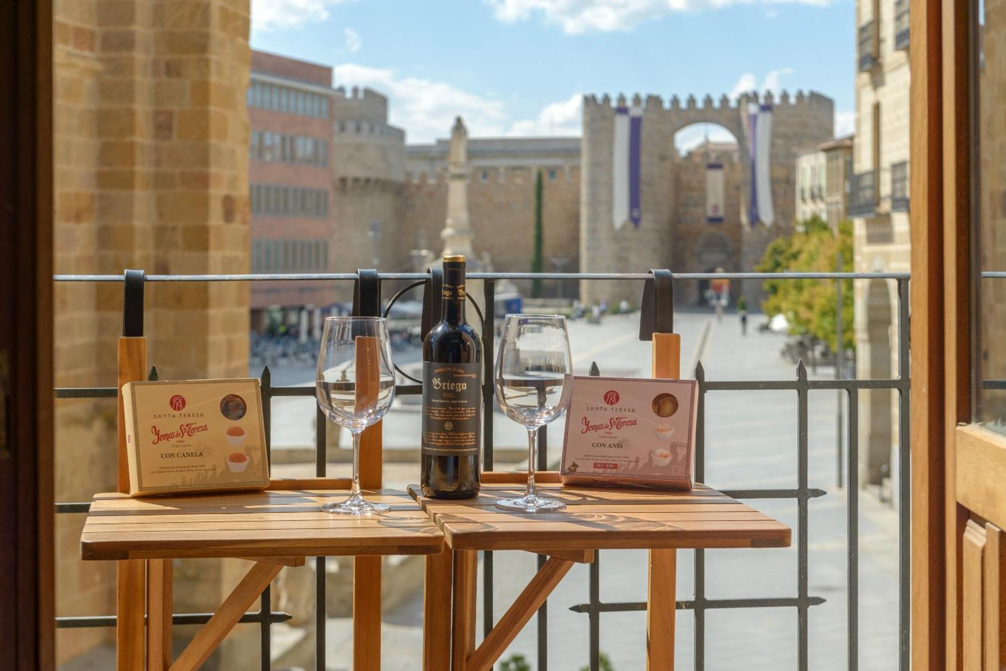Balcony View To Avila'S Alcazar Zewnętrze zdjęcie